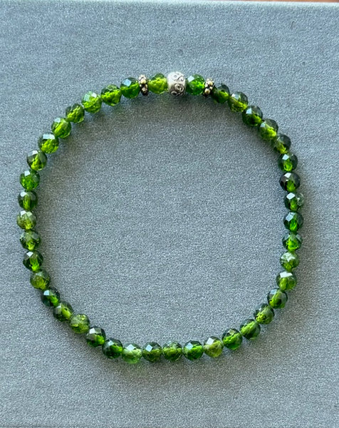 Diopside Gemstone Bracelet 4 mm